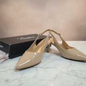 Trotters Women's Beige Slingback Heels